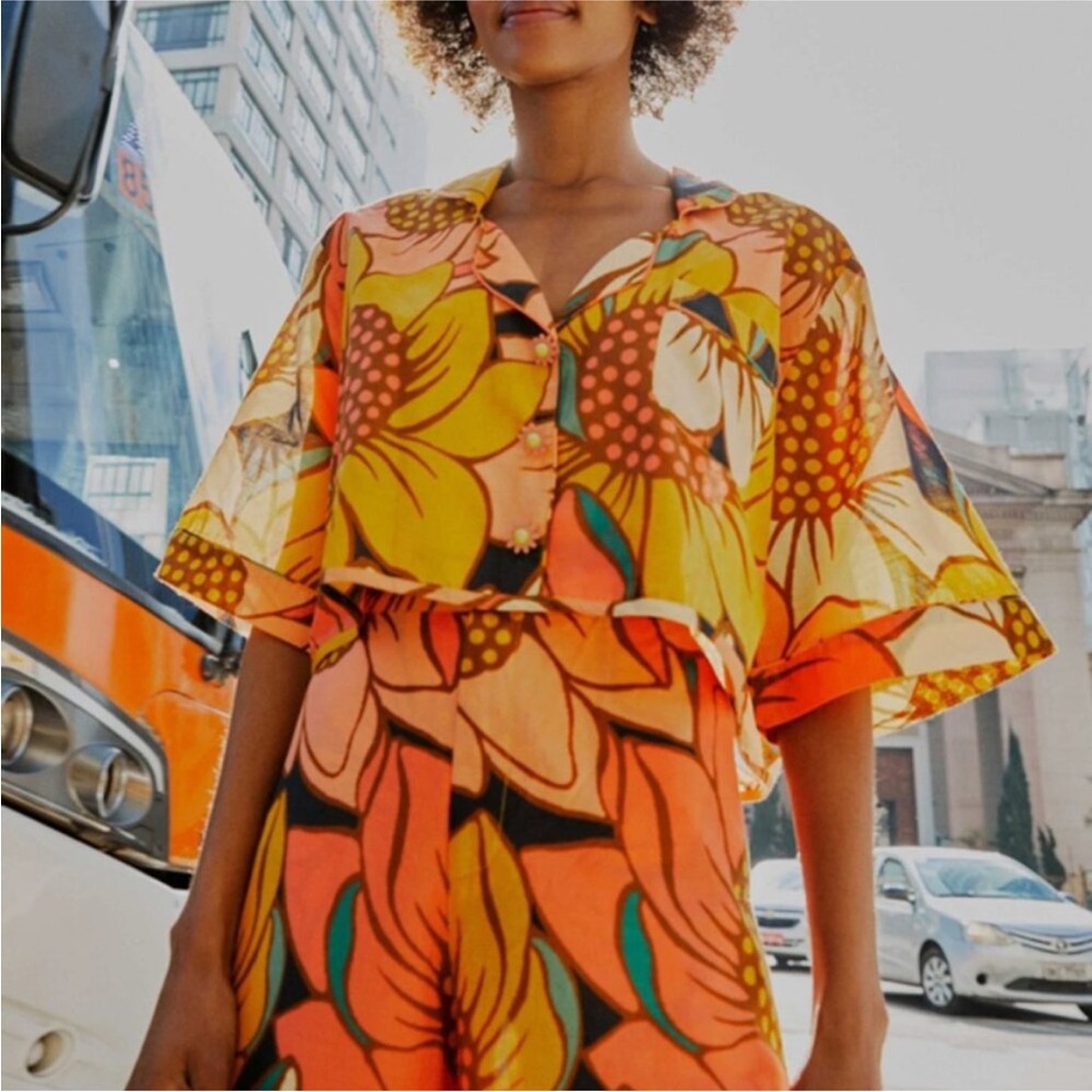 Farm Rio Cropped Sunflower Button Up